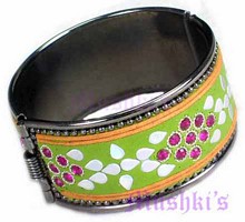 lac bangle - click here for large view